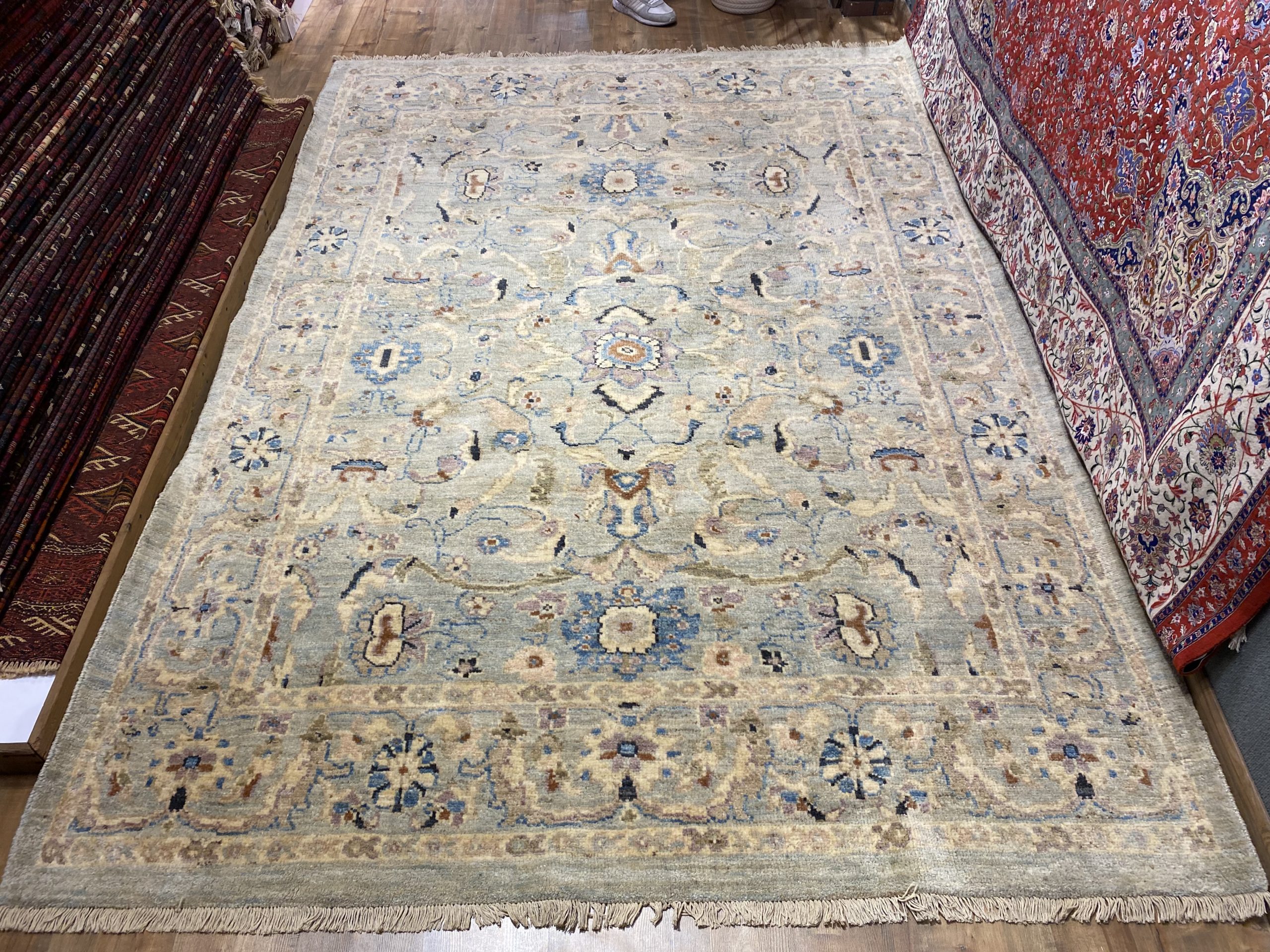قالی سلطان آباد(5.5متری) - فرش دستباف مجدمی